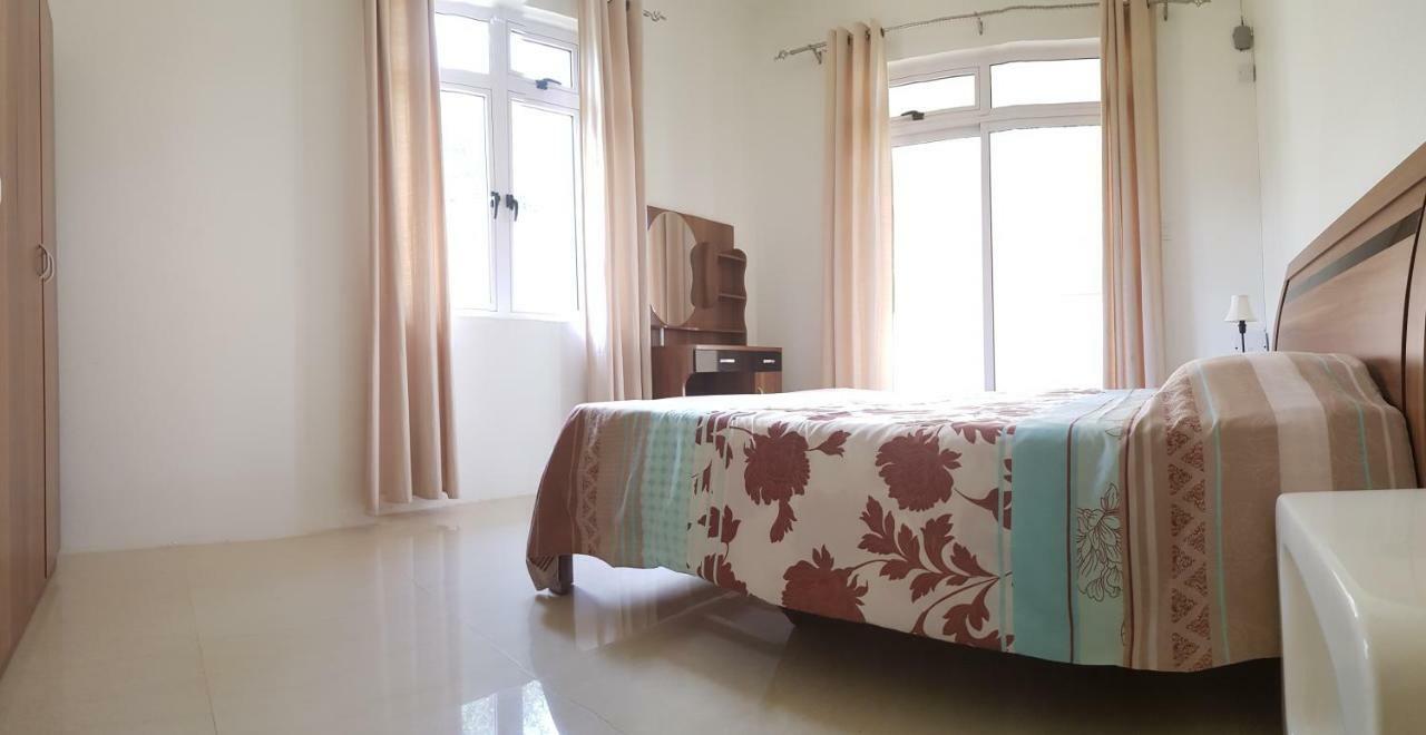 Colosseo Apartments Гранд Байе Екстериор снимка